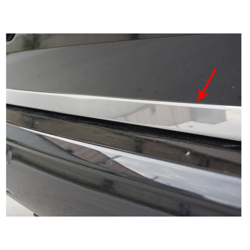 OMAC Baguette De Protection Hayon Inox VW T6 4 OMAC Baguette De Protection Hayon Inox VW T6 – Image 4