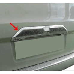 OMAC Couvre éclairage De Plaque Hayon Inox Ford Custom -Haba Soldes omac couvre eclairage de plaque hayon inox ford custom 3